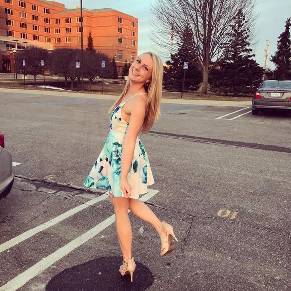 Meet the Posher Other - Meet your Posher, Hannah